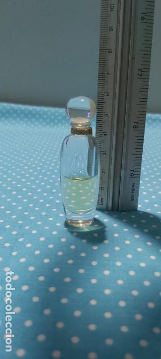 Miniaturas de perfumes antigos: Miniatura esty lauren