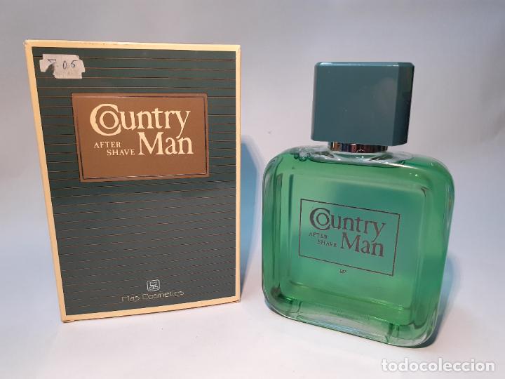 Miniaturas de perfumes antigos: FRASCO DE AFTER SHAVE COUNTRY MAN DE MAS // DE ANTIGUA PERFUMERIA