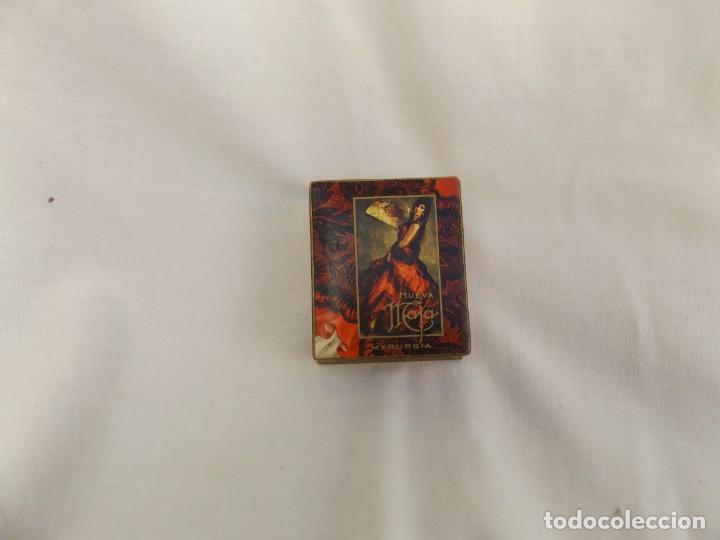 Miniaturas de perfumes antiguos: perfume con su caja - Foto 2