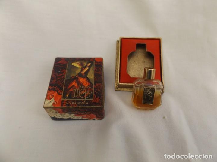 Miniaturas de perfumes antiguos: perfume con su caja - Foto 4