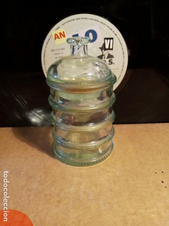 Miniaturas de perfumes antiguos: FRASCO DE VIDRIO . - Foto 1