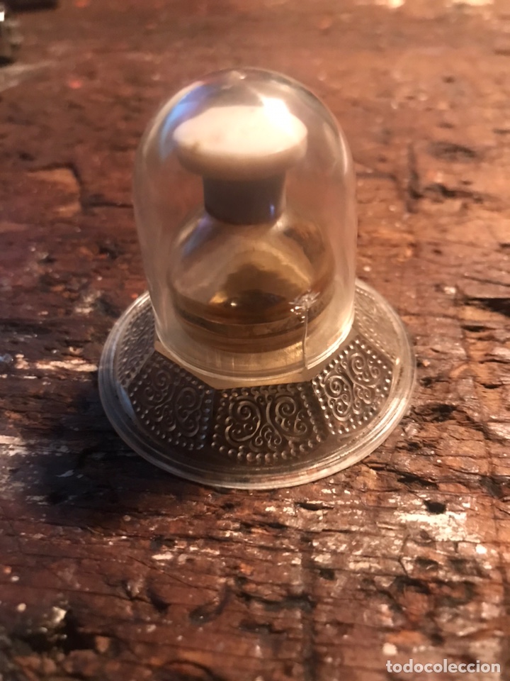 Miniaturas de perfumes antiguos: Antiguo perfume - Foto 2