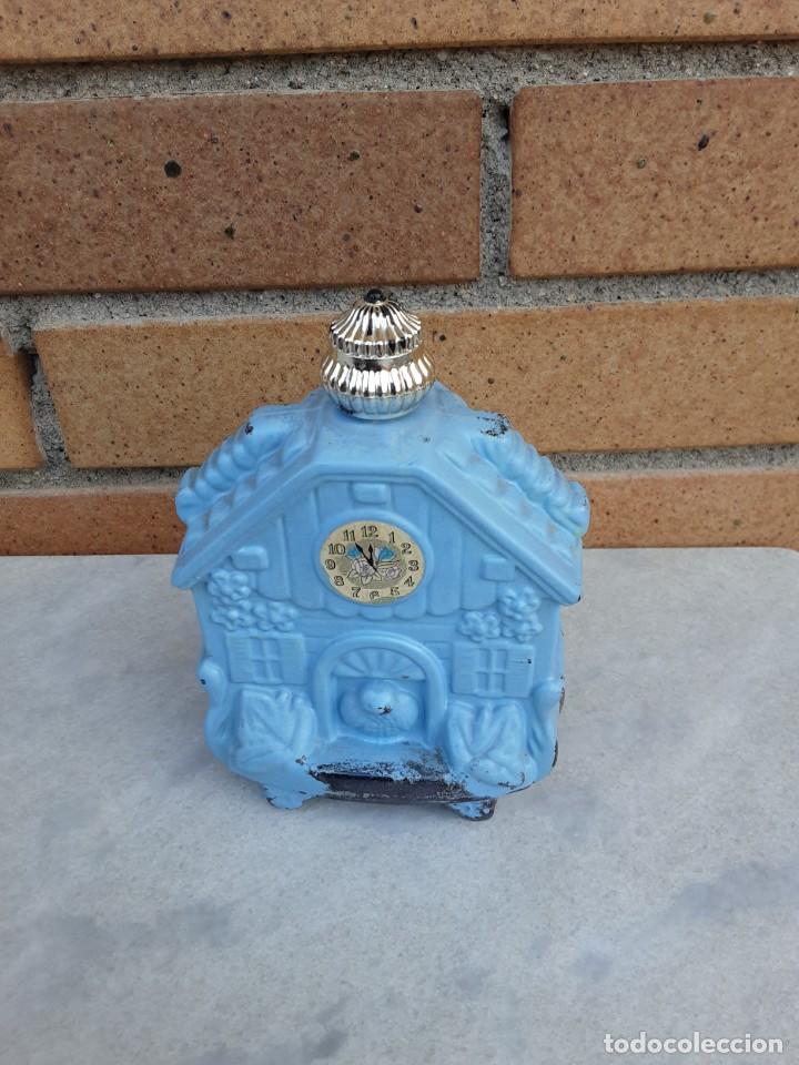 Miniaturas de perfumes antiguos: Frasco Avon - Foto 1