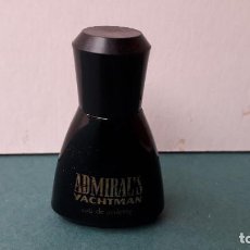Miniaturas de perfumes antiguos: MINIATURA DE PERFUME: ADMIRAL´S YACHTMAN, 5,5CM APROX. Lote 246562795