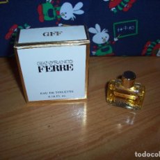 Miniaturas de perfumes antiguos: GIANFRANCO FERRE PERFUME 5ML CON CAJA. Lote 251670365