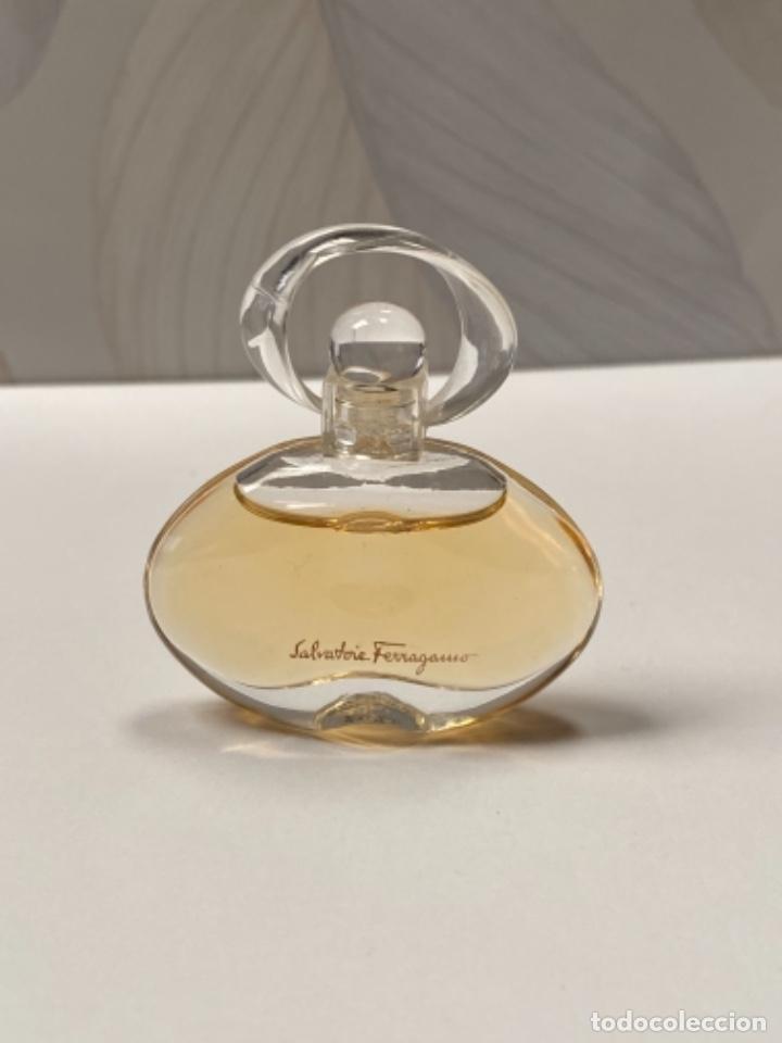 Miniaturas de perfumes antigos: Miniatura - perfume INCANTO de SALVATORE FERRAGAMO