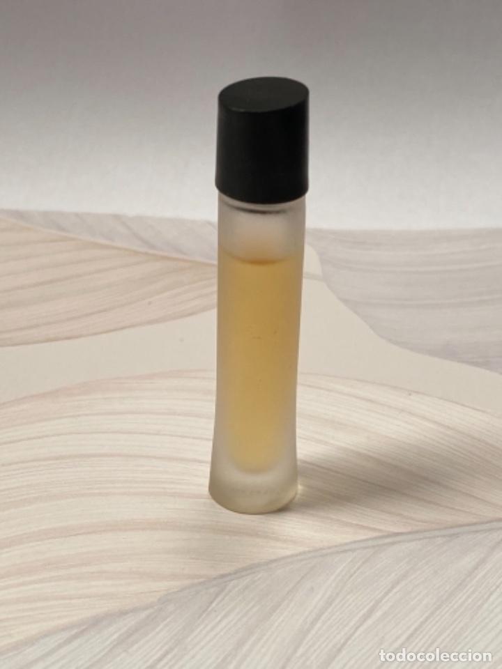 Miniaturas de perfumes antigos: Miniatura de perfume MANIA de ARMANI - vintage