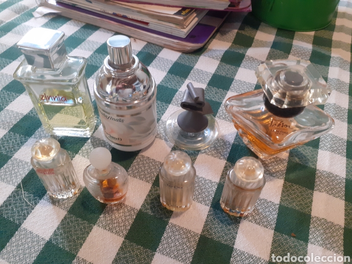 Miniaturas de perfumes antiguos: Lote de 8 frascos de perfumes - Foto 4