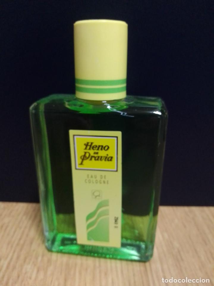 Miniatures of antique perfumes: Colonia Gal . Heno de Pravia 200 ml Nuevo sin caja.