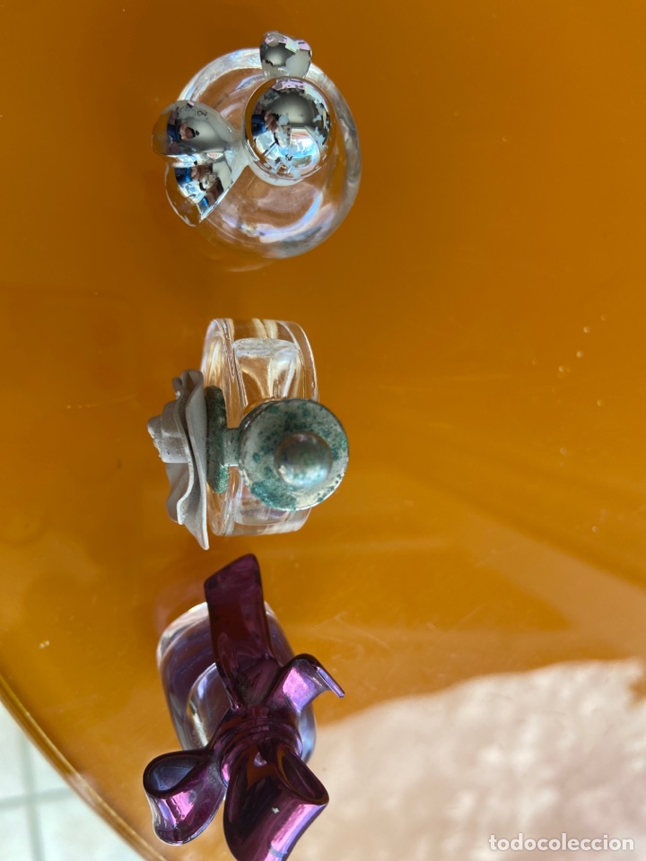 Miniaturas de perfumes antiguos: Tres mini perfumes