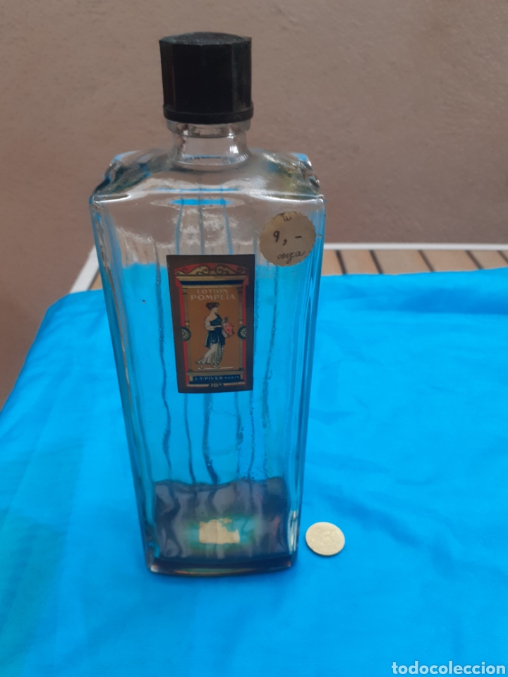 &Eacute;chantillons de parfums anciens: Espectacular frasco de 1litro de lotion pompeia Paris