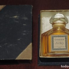 Miniaturas de perfumes antiguos: FRASCO DE PERFUME GUERLAIN JICKY, PARIS, 1889, CONTIENE SU PERFUME, EL FRASCO DE CRISTAL MODERNISTA. Lote 274347003