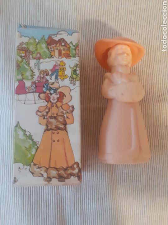 Miniaturas de perfumes antigos: Colonia little Kate