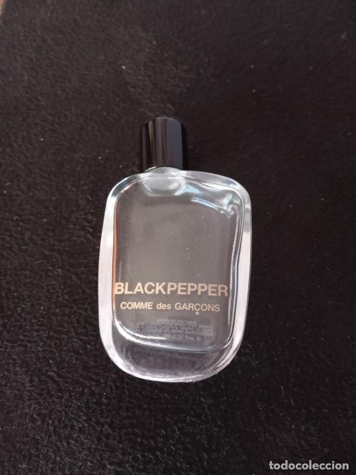 Miniature di profumi antiche: Frasco miniatura de perfume Black Pepper (vac&iacute;o)
