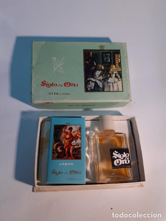 Miniature di profumi antiche: FRASCO DE COLONIA SIGLO DE ORO + JAB&Oacute;N // DE ANTIGUA DROGUER&Iacute;A