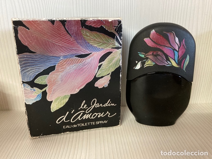 Miniaturas de perfumes antiguos: Perfume, Eau de toilette. Le jardin d&rsquo;amour. Max Factor. Vintage. 60ml.