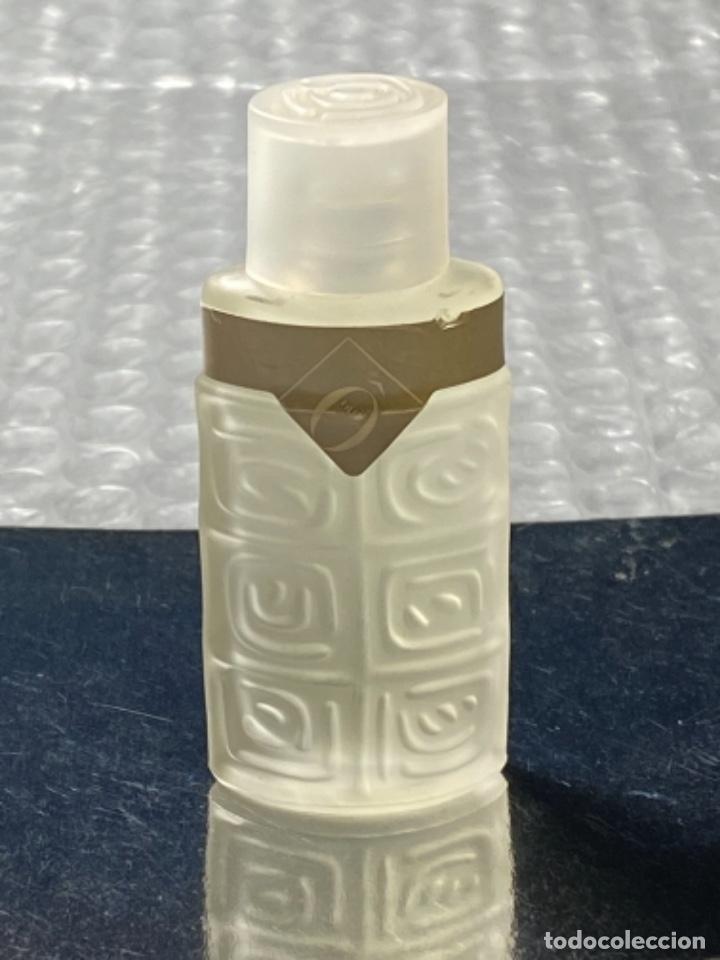 Miniaturas de perfumes antiguos: Perfume miniatura &ldquo;O&rdquo; de LANCOME