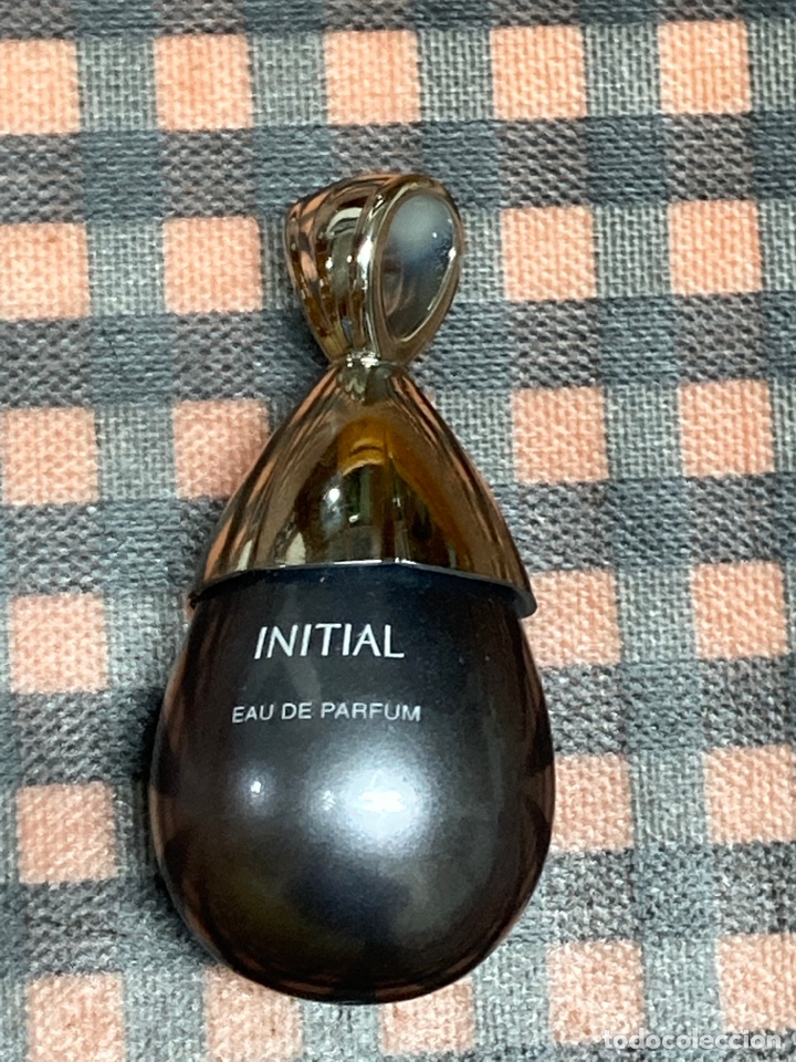Miniaturas de perfumes antiguos: Miniatura perfume Initial de Boucheron