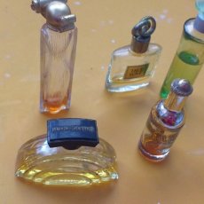 Miniaturas de perfumes antiguos: 5 MINIATURAS DE PERFUMERÍA. Lote 302341298