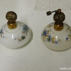 Miniaturas de perfumes antiguos: CONJUNTO DE TOCADOR-PERFUMEROS-OPALINA. (ELCOFREDELABUELO). Lote 304049268