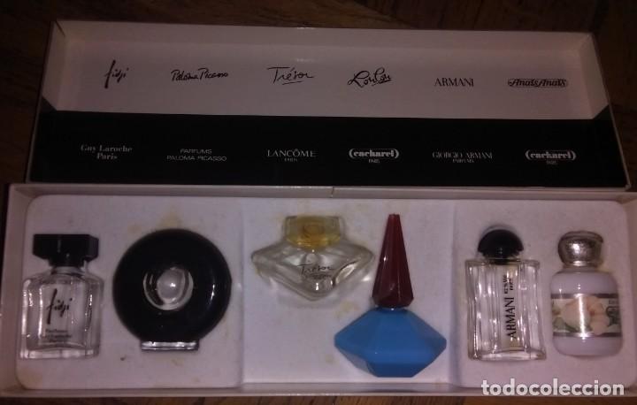 Miniature di profumi antiche: Estuche &rdquo;Parfums Paris&rdquo; con 6 frascos en miniatura vac&iacute;os