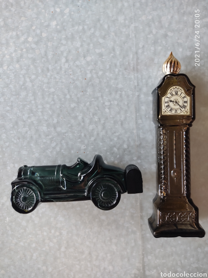 Miniaturas de perfumes antiguos: Frascos antiguos AV&Oacute;N - Foto 1