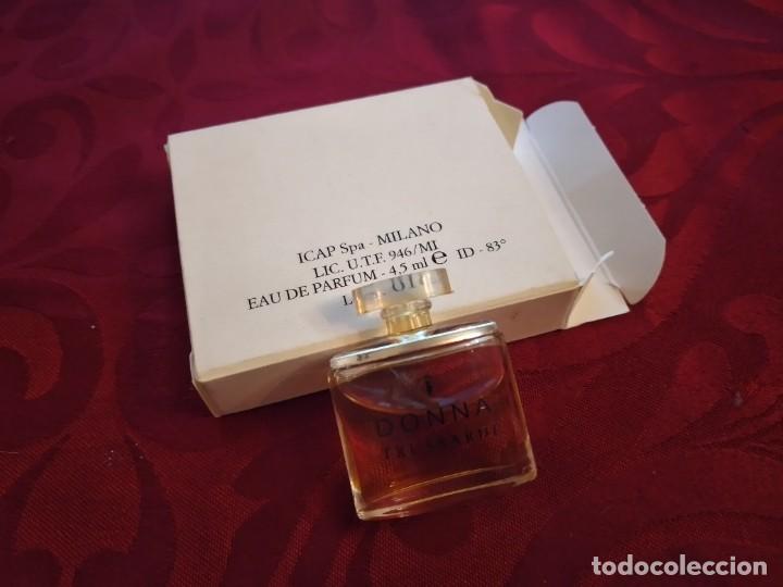 Miniaturas de perfumes antiguos: Donna trussardi 4,5 ml, - Foto 2