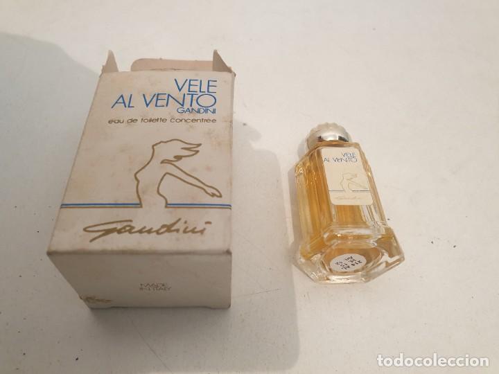 Miniaturas de perfumes antiguos: VWLE AL VENTO GANDINI PERFUME - Foto 2 - 312365618