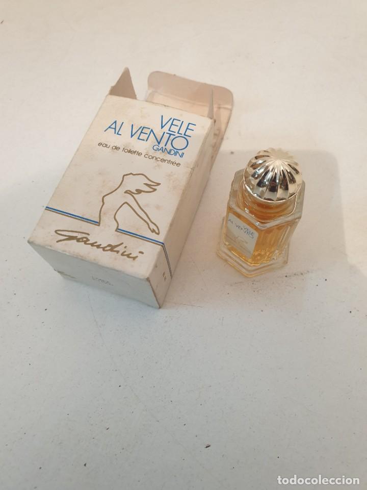 Miniaturas de perfumes antiguos: VWLE AL VENTO GANDINI PERFUME - Foto 3 - 312365618