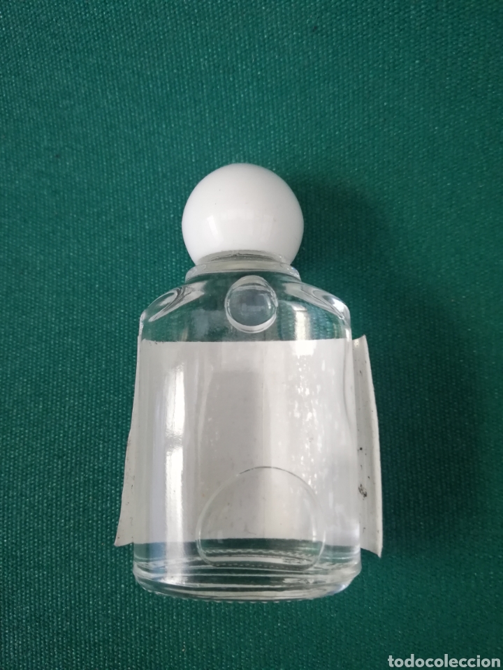 Miniaturas de perfumes antiguos: M&Aacute;GICO D&Iacute;A - PR&Aacute;CTICAMENTE LLENO - Foto 2