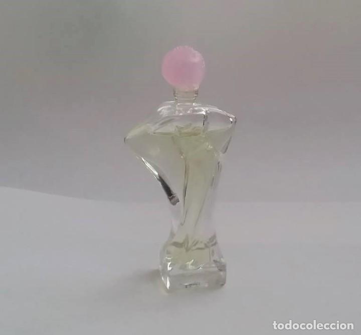 Miniaturas de perfumes antiguos: Miniatura de Dal&iacute; Daliflor - Foto 1