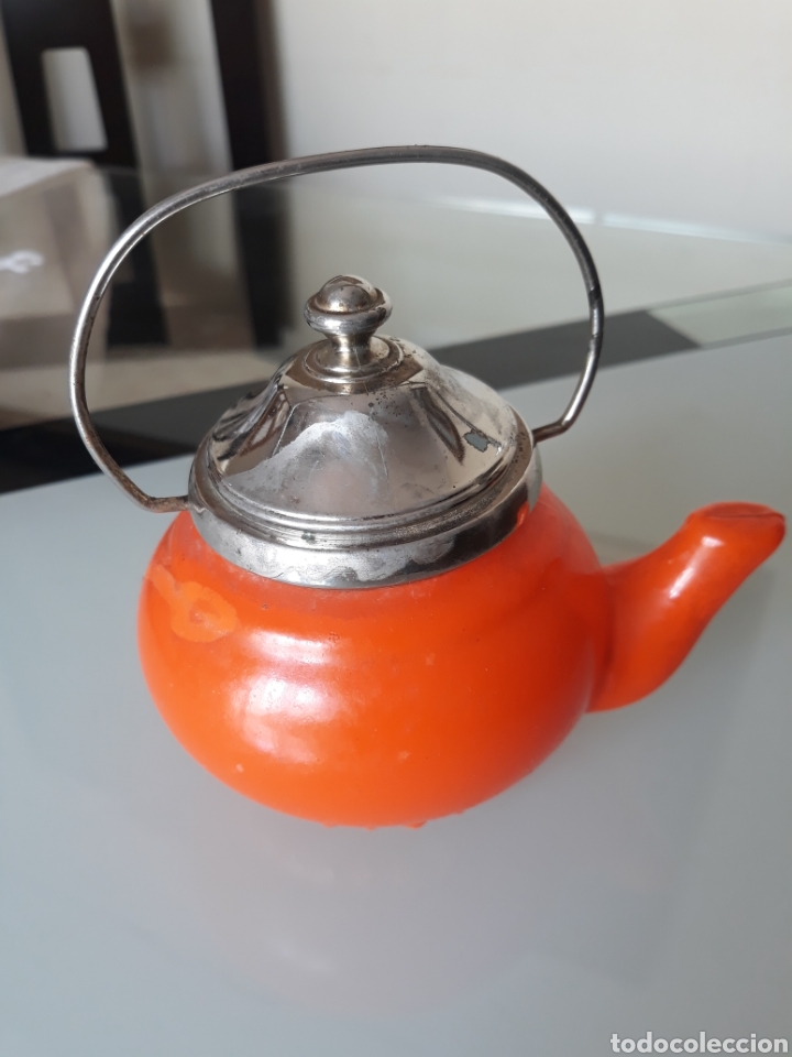 Miniaturas de perfumes antiguos: Avon. Cafetera. - Foto 4