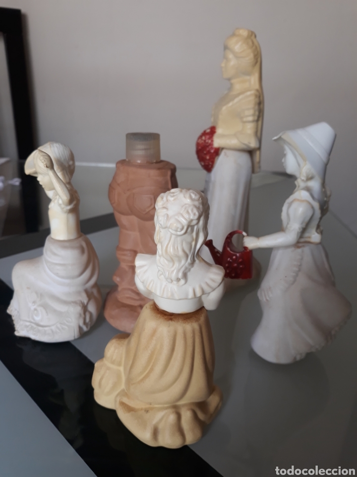 Miniaturas de perfumes antiguos: Avon . Lote de 5 figuras - Foto 2