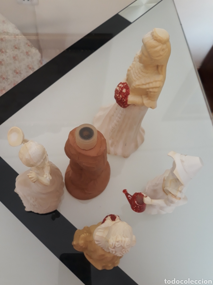 Miniaturas de perfumes antiguos: Avon . Lote de 5 figuras - Foto 3