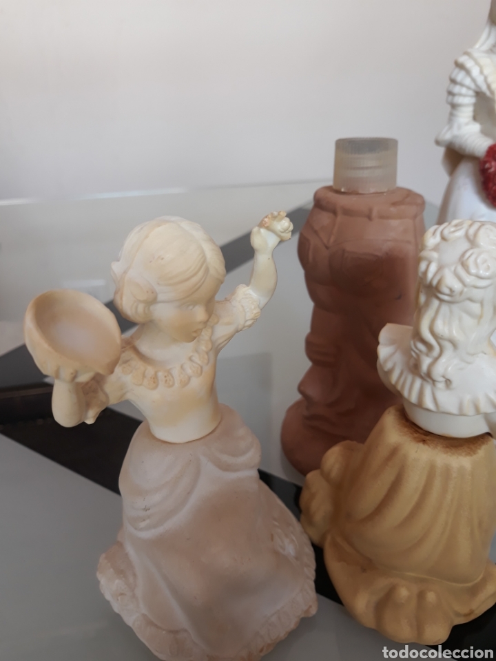Miniaturas de perfumes antiguos: Avon . Lote de 5 figuras - Foto 5
