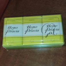 Miniaturas de perfumes antiguos: JABÓN HENO DE PRAVIA,ESTUCHE CON 3 UNIDADES,DE GAL.