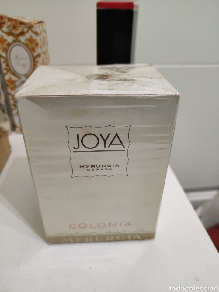 Miniaturen von alten Parf&uuml;men: Colonia antigua