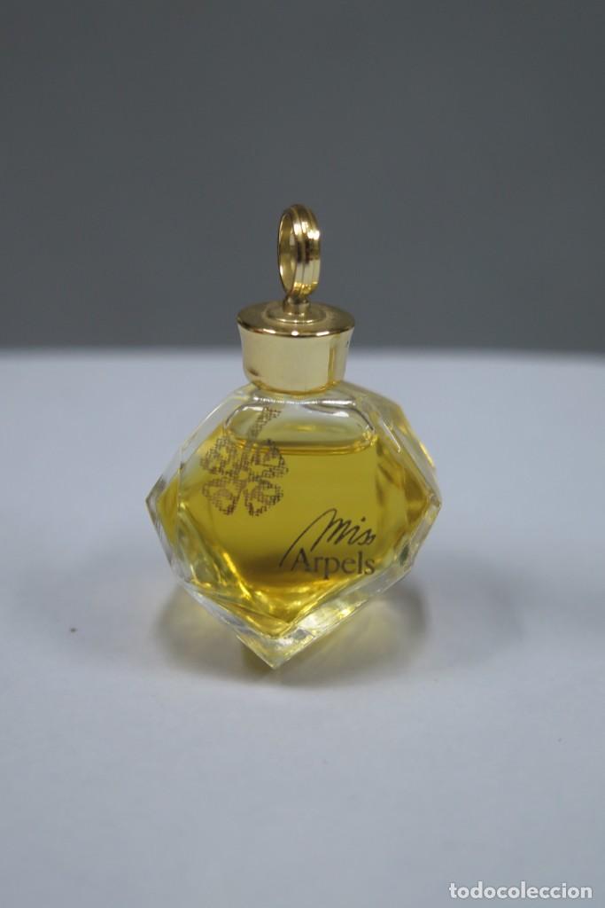 Miniaturas de perfumes antiguos: MINIATURA PERFUME. MISS ARPELS - Foto 1