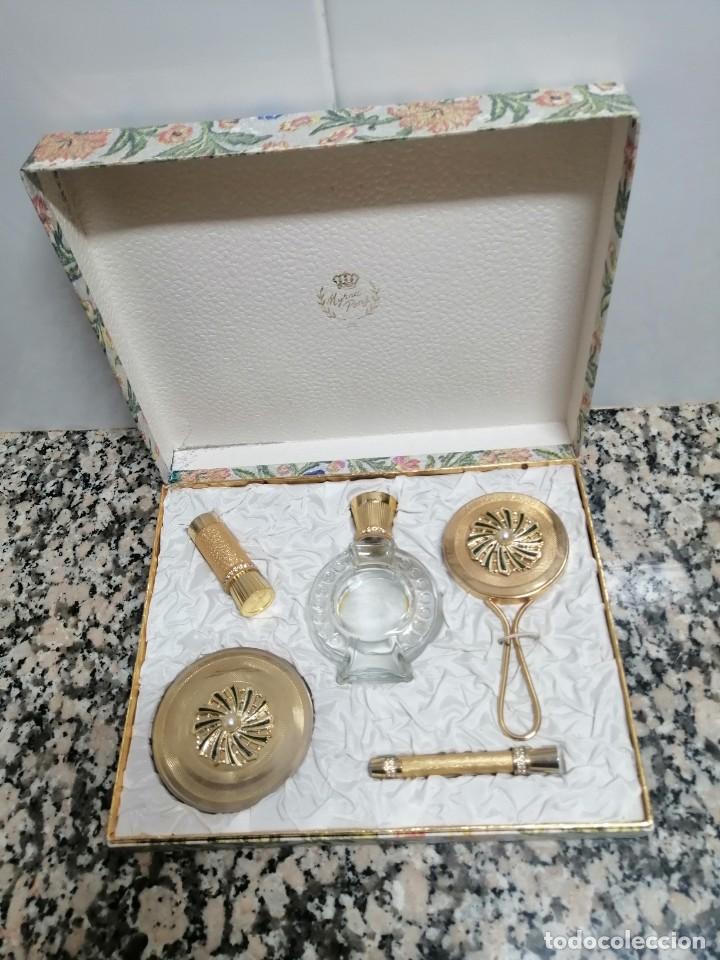 Miniaturen von alten Parf&uuml;men: ESTUCHE PERFUME MYRNA PONS ACCESORIOS VACIOS