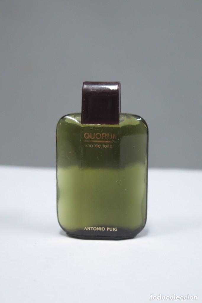 Miniaturas de perfumes antiguos: MINIATURA PERFUME. QUORUM DE PUIG - Foto 1