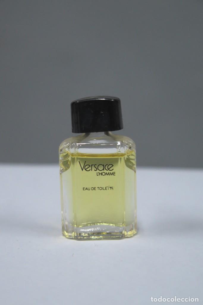 Miniaturas de perfumes antiguos: MINIATURA PERFUME. VERSACE - Foto 1