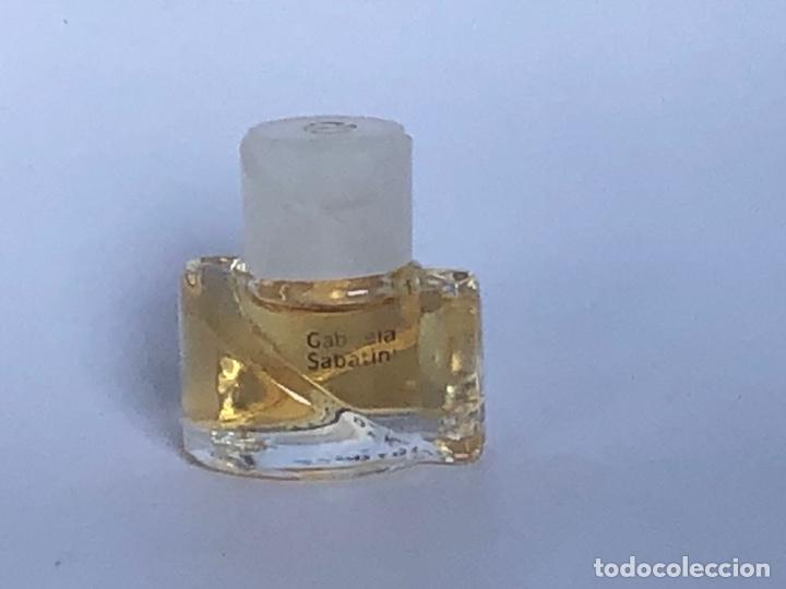 &Eacute;chantillons de parfums anciens: Miniatura Gabriela Sabatini Muelhens 5ml Miniature