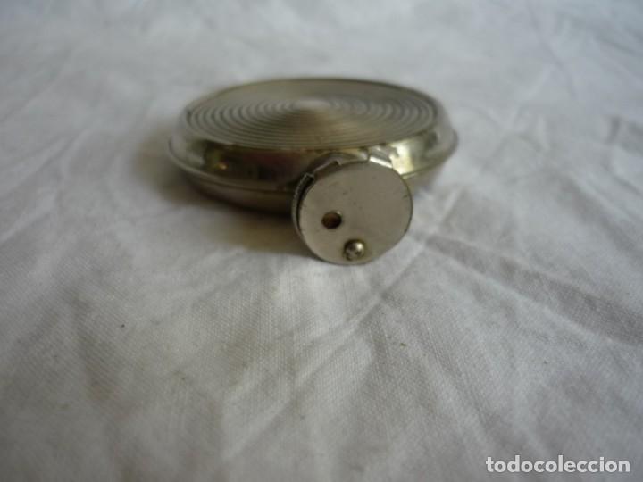 Miniaturas de perfumes antiguos: Perfumero de lat&oacute;n plateado - Foto 3