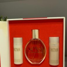 Miniaturas de perfumes antiguos: SENSI ARMANI ESTUCHE DE EAU DE PARFUM 50ML NUEVO. Lote 342962763
