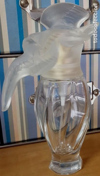 &Eacute;chantillons de parfums anciens: COLONIA VAC&Iacute;A L'AIR DU TEMPS NINA RICCHI 30 ML.