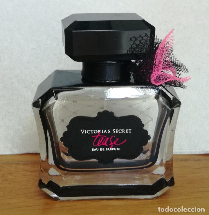 &Eacute;chantillons de parfums anciens: Frasco de colonia vacio: Victoria's Secret Tease - 9,5 cm de alto (Pili)