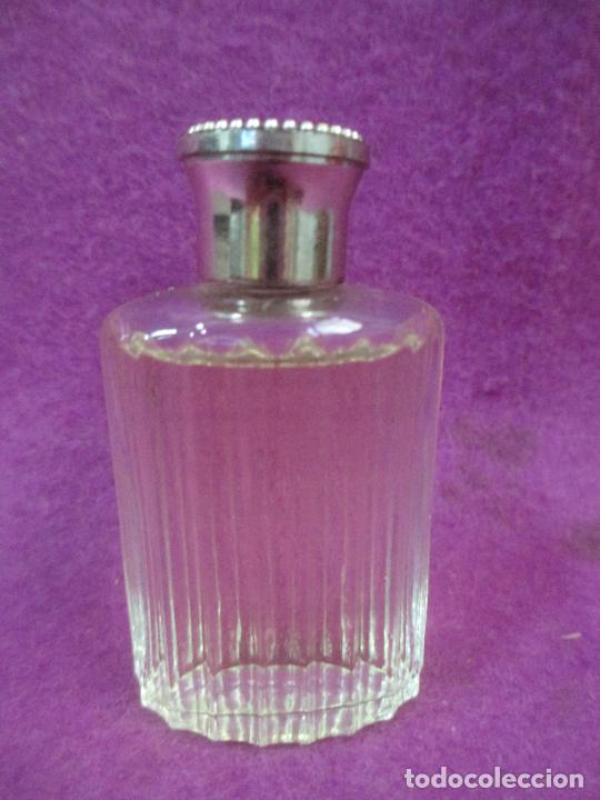 Miniaturas de perfumes antigos: MINIATURA DE PERFUME NO SE QUE COLONIA ES SIN CAJA