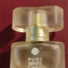 Miniaturas de perfumes antiguos: COLECCIONABLE MINIATURA DE PERFUME ESTÉE LAUDER PURE WHITE LINEN (VAPORIZADOR). Lote 355793585