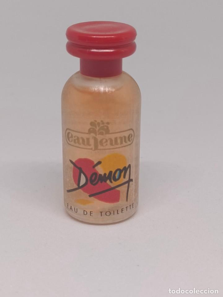 Miniaturas de perfumes antiguos: Miniatura de perfume Eau Jeune D&eacute;mon - Foto 1
