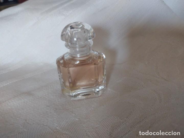 Miniaturas de perfumes antiguos: mon guerlain eau de parfum 7 ml - Foto 1